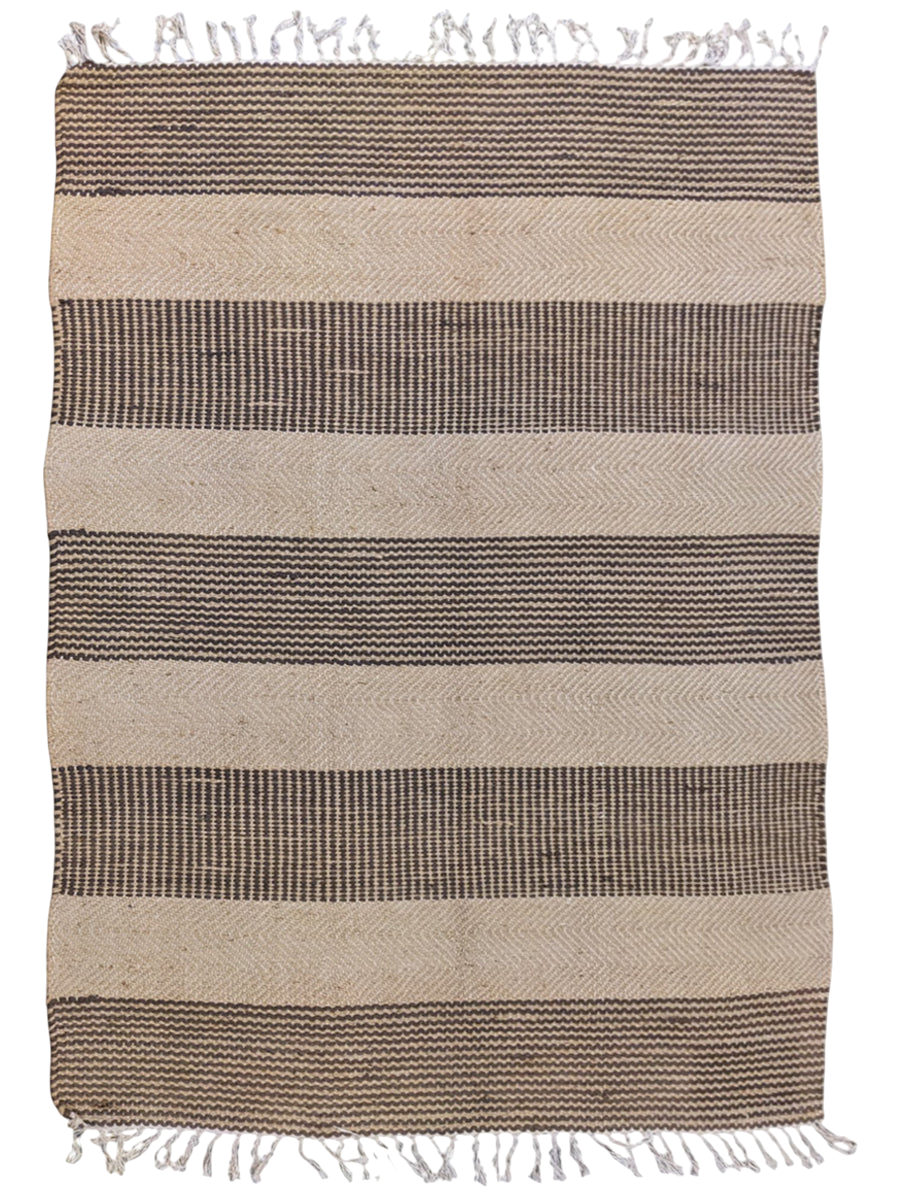JUT1811130