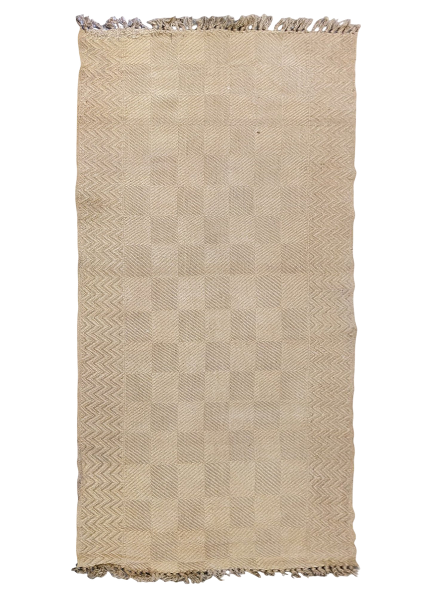 JUT1811147