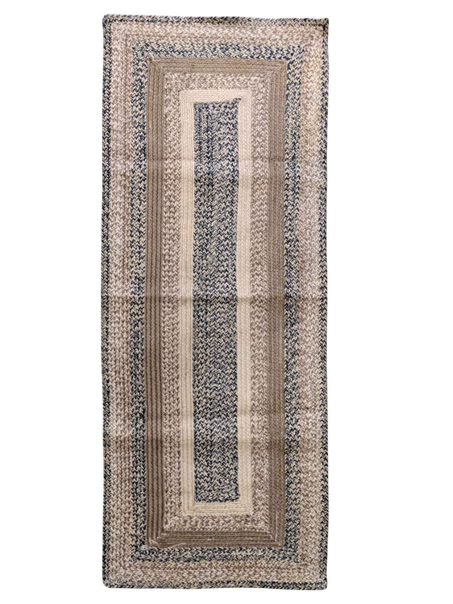 JUT1811226