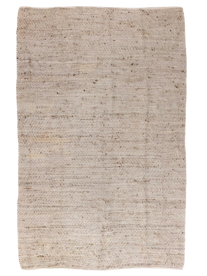 JUT181138
