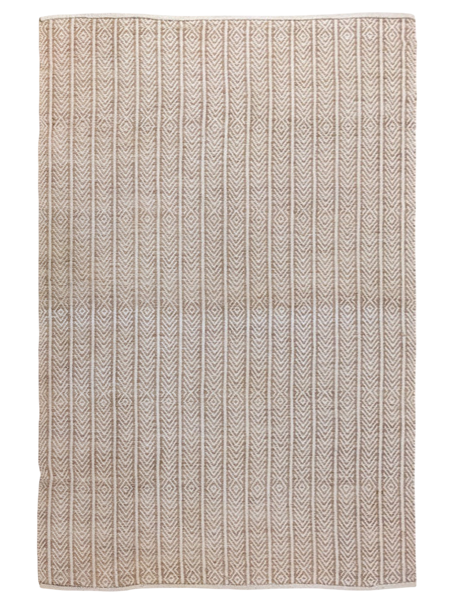 JUT181195