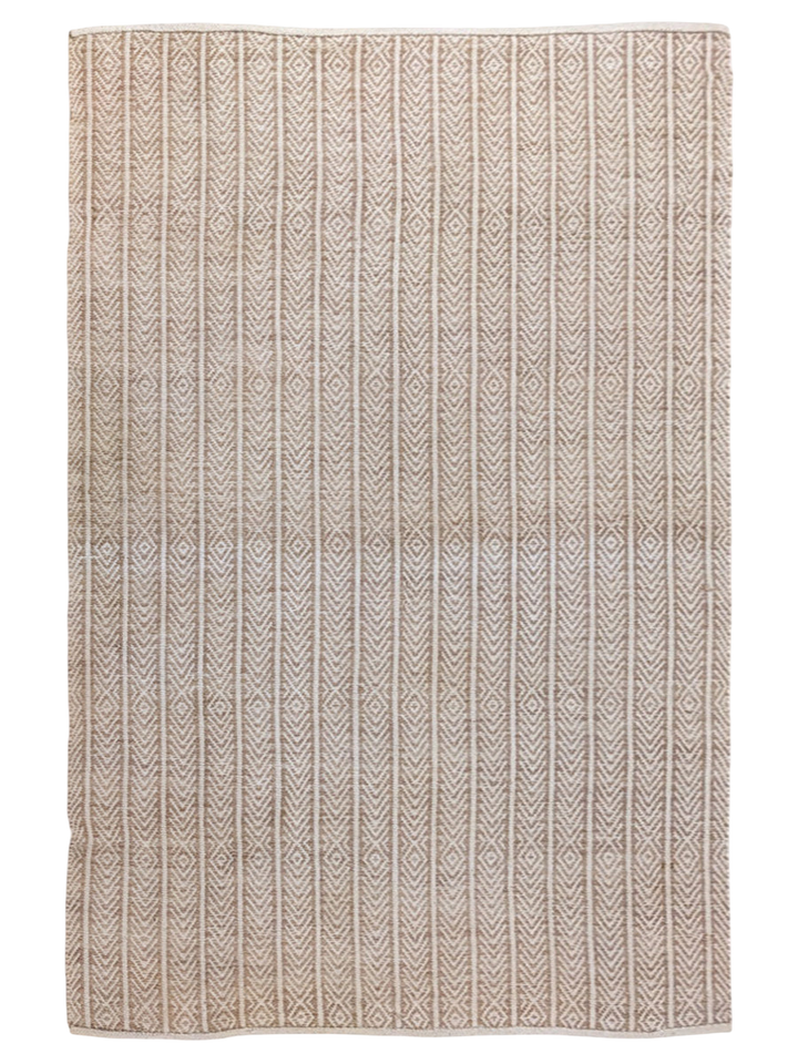 JUT181195