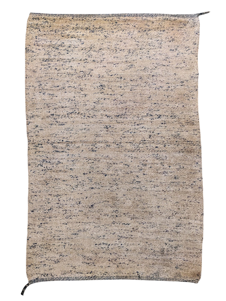 JUT181196
