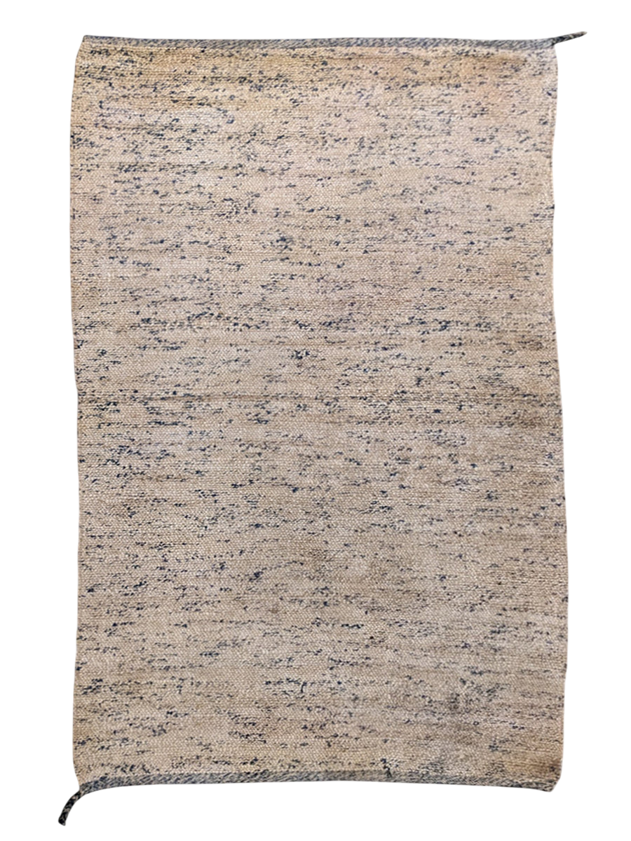 JUT181196