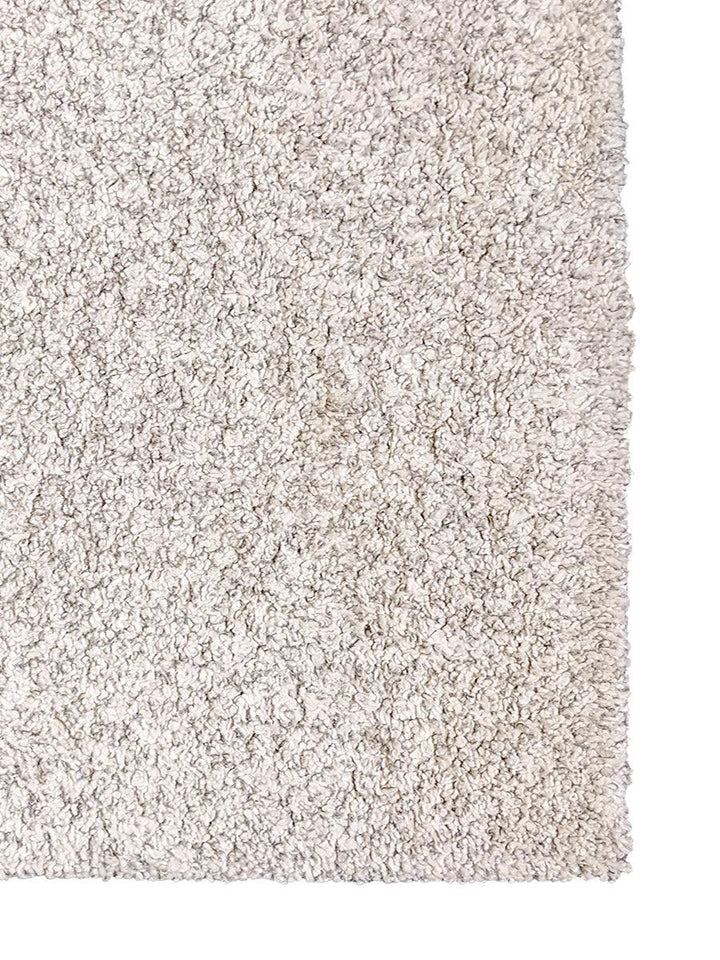 Fuzzy - Size: 7.8 x 5.3 to 7.11 x 5.3 - Imam Carpet Co