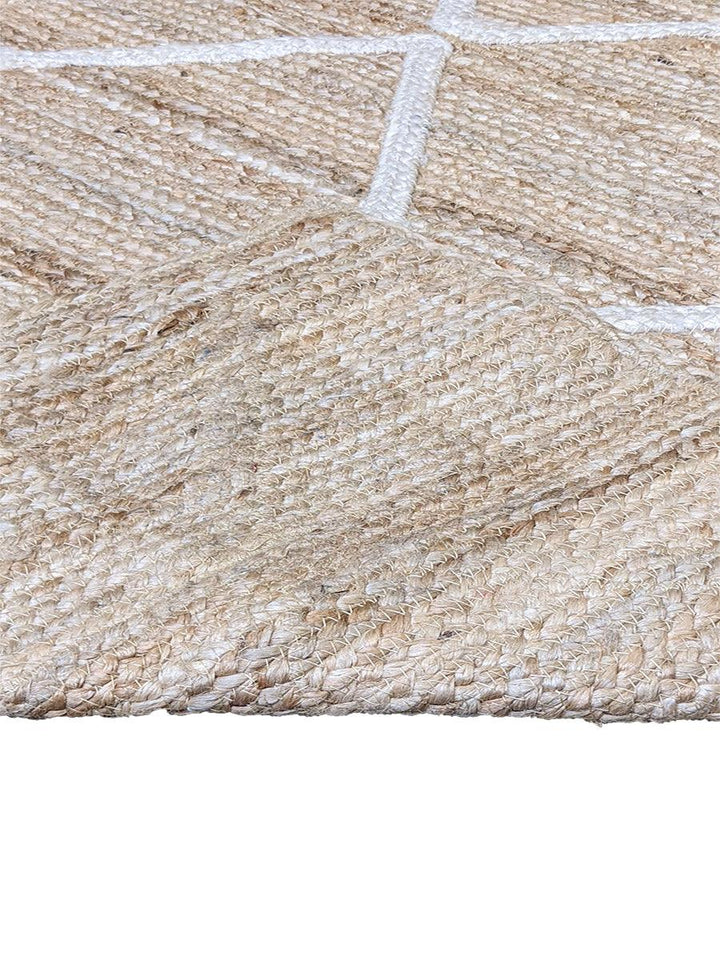 Whisk - Size: 5.1 x 3 - Imam Carpet Co