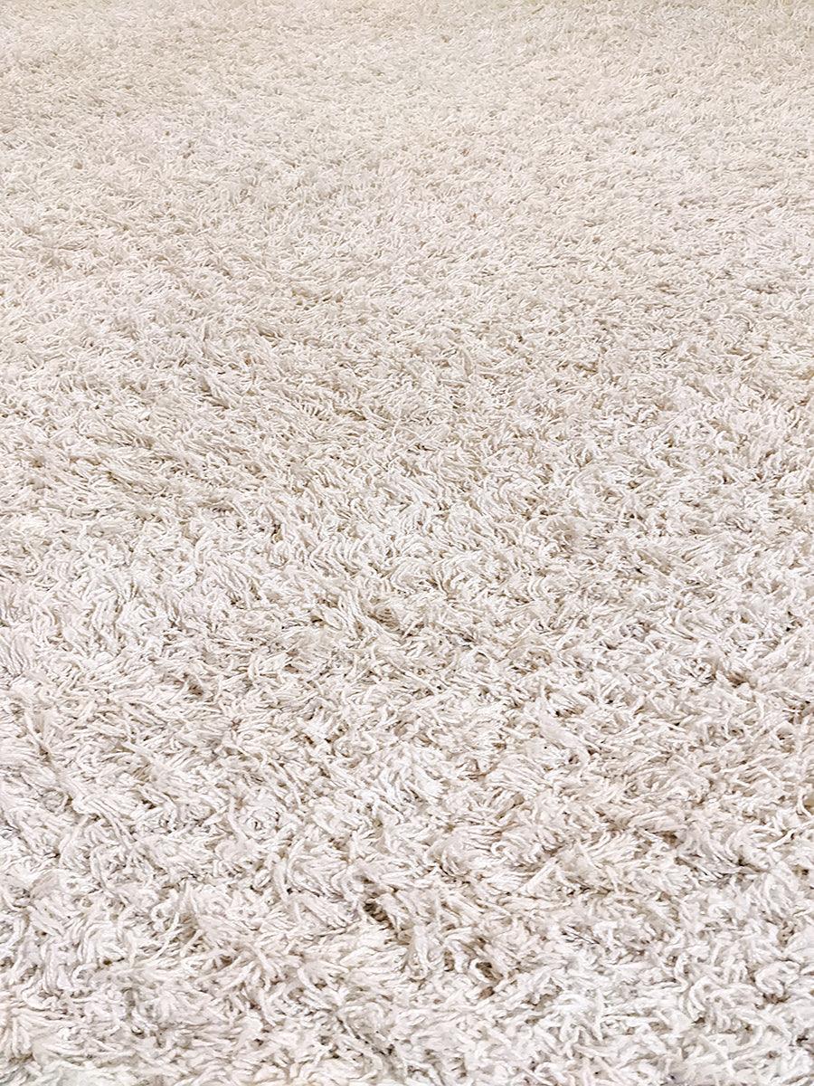 Snug - Size: 9.5 x 6.4 to 9.6 x 6.6 - Imam Carpet Co