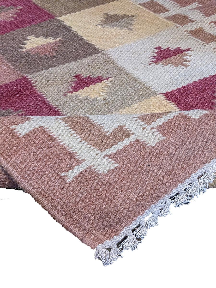 Flourish - Size: 4.5 x 2.4 - Imam Carpet Co