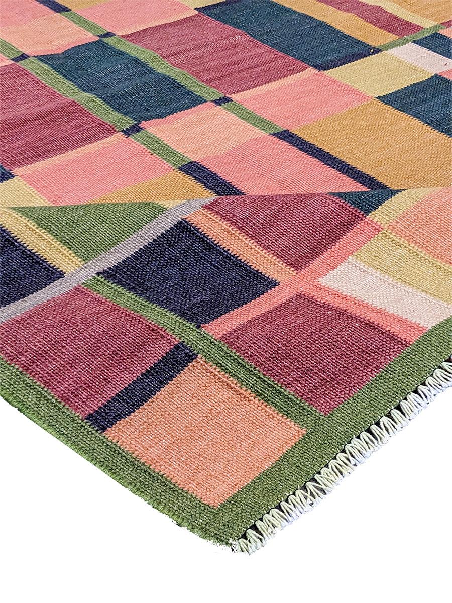 Mythos - Size: 5.10 x 4.1 - Imam Carpet Co