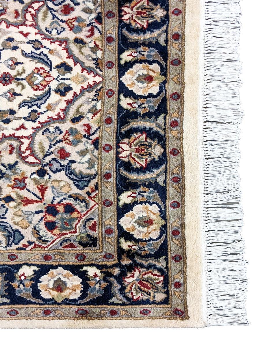 Chevron - Size: 6.1 x 3.11 - Imam Carpet Co