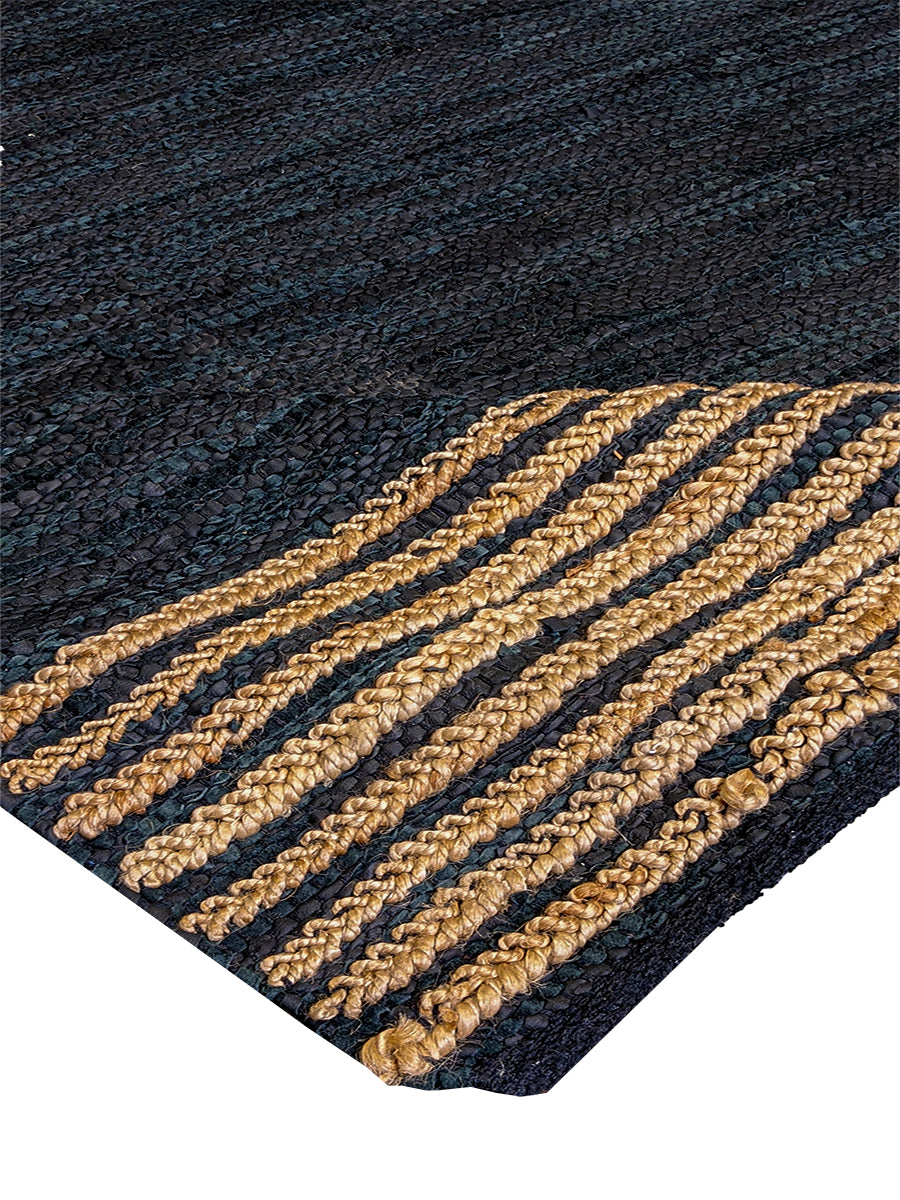 Ethnoloom - Size: 8.2 x 4.11 - Imam Carpet Co