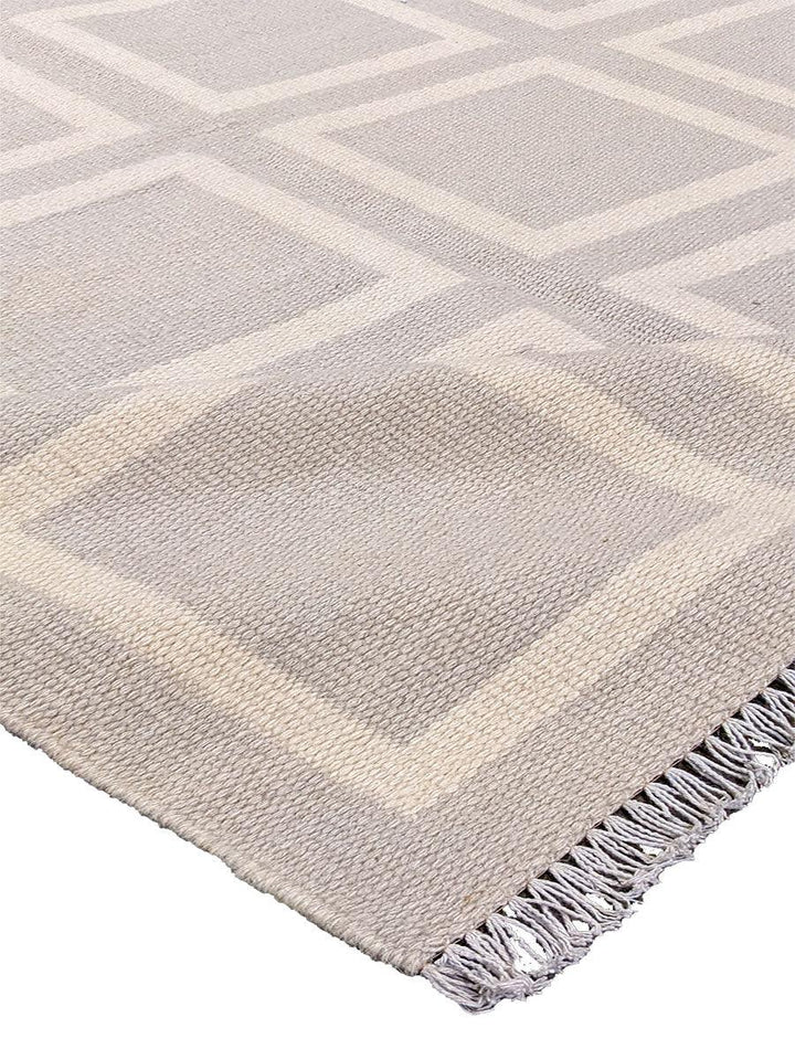 Summit - Size: 6.5 x 4.5 - Imam Carpet Co