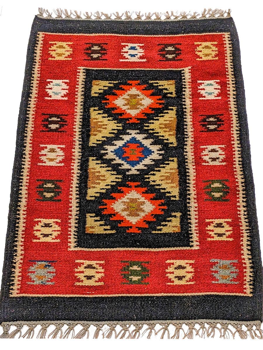 Nomangle - Size: 2.11 x 2.1 - Imam Carpet Co