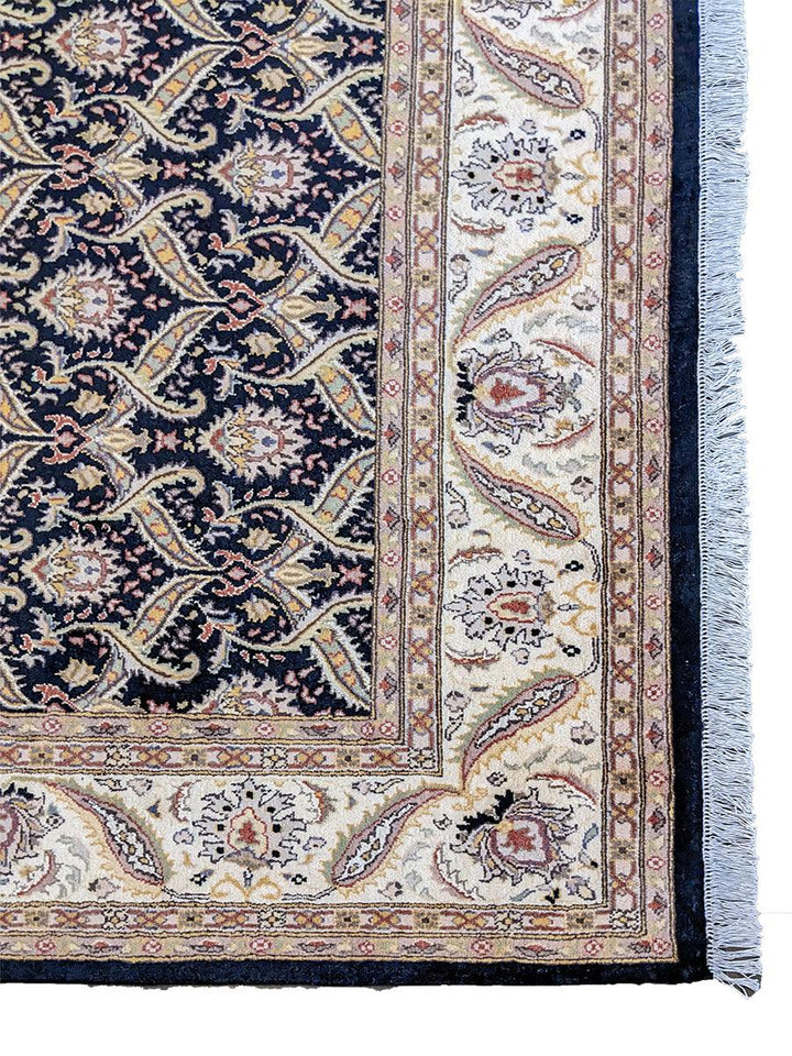 Knotwork - Size: 10.1 x 8.1 - Imam Carpet Co