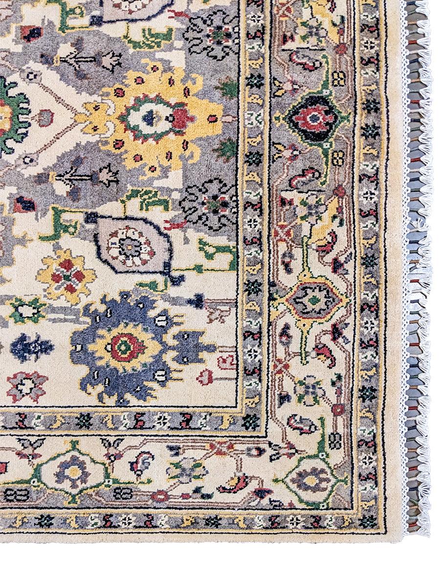 Trangle - Size: 10.1 x 6.11 - Imam Carpet Co