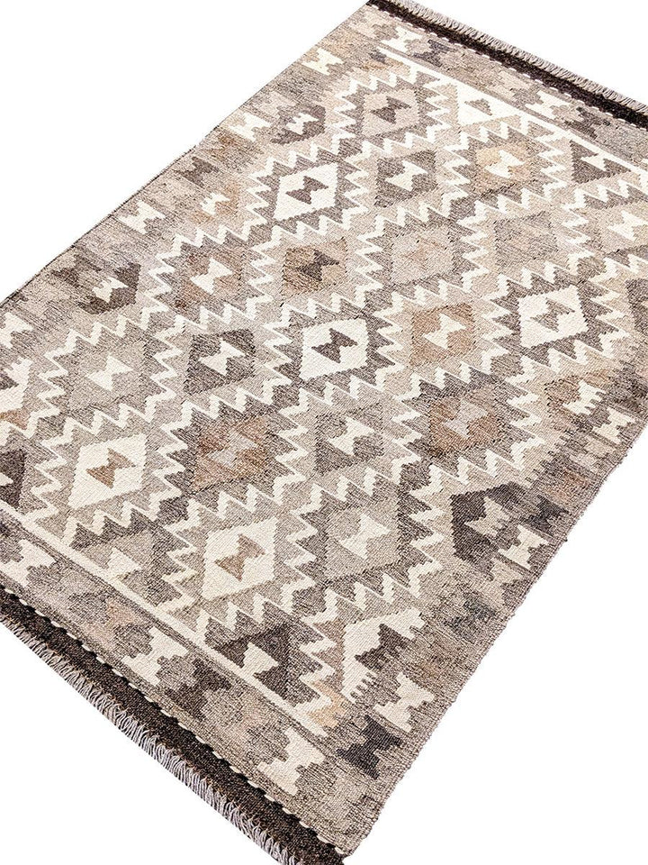 Kingdom - Size: 5 x 3.4 - Imam Carpet Co