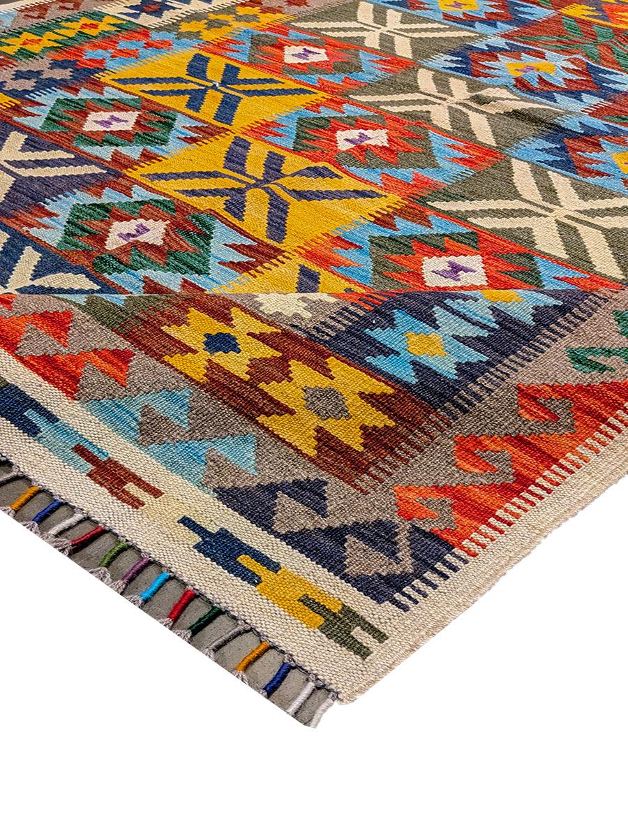 Cultural - Size: 6.10 x 5.1 - Imam Carpet Co