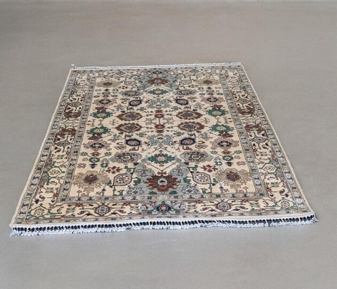 Raya - Size: 9 x 6.1 - Imam Carpet Co