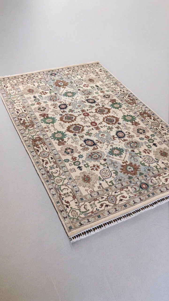 Raya - Size: 9 x 6.1 - Imam Carpet Co