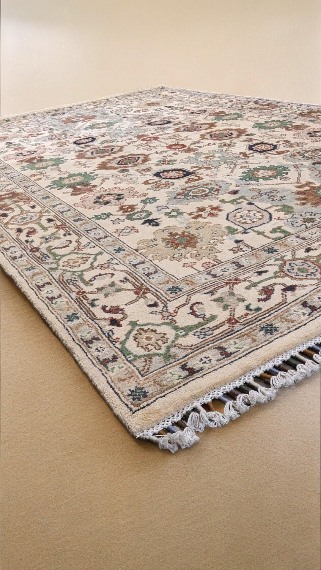 Raya - Size: 9 x 6.1 - Imam Carpet Co