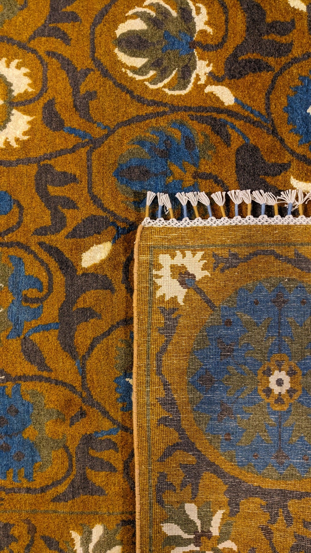 Safinaar - Size: 8. 9 x 6 - Imam Carpet Co