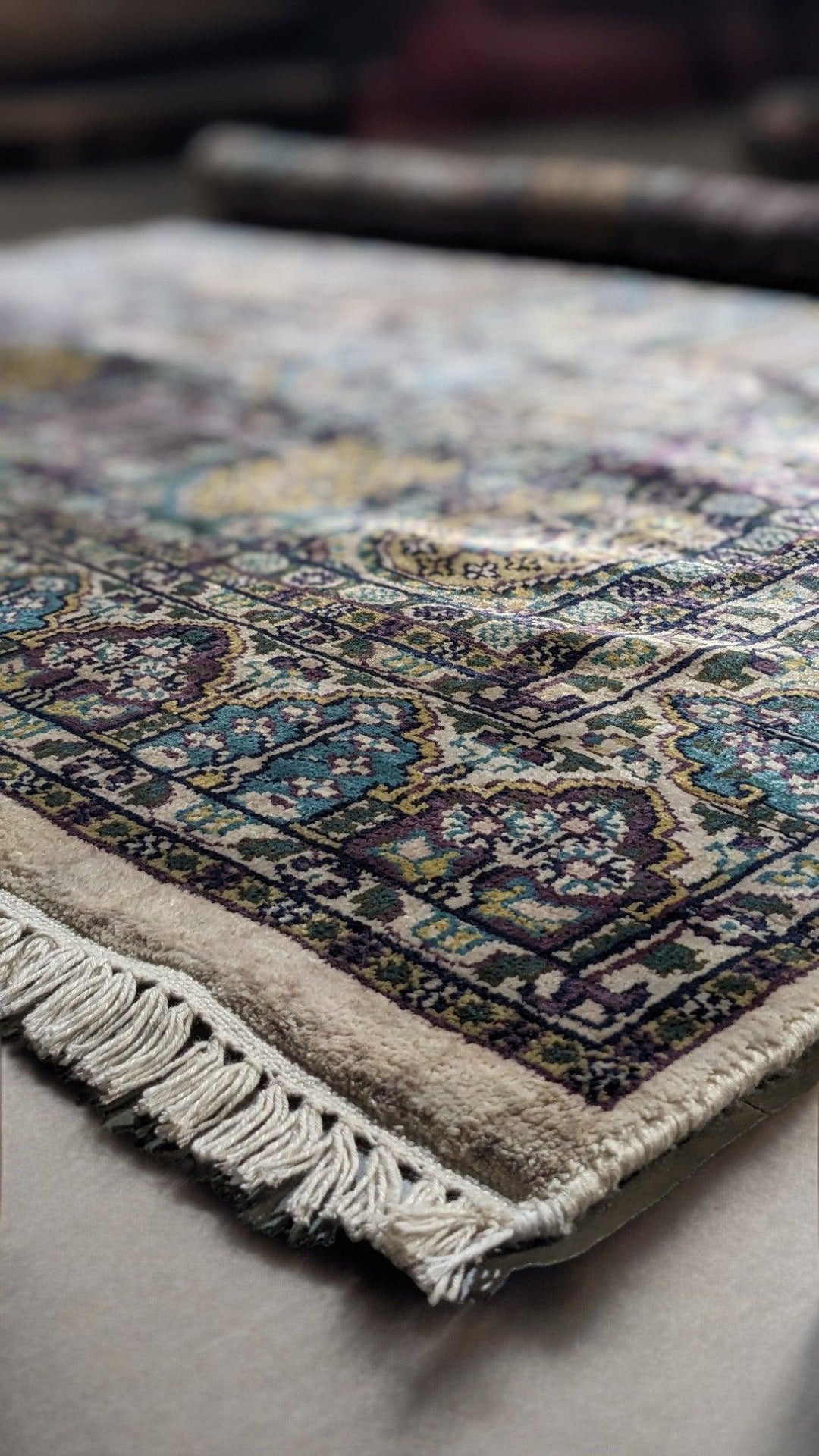 Reshmi - Size: 6 x 4 - Imam Carpet Co