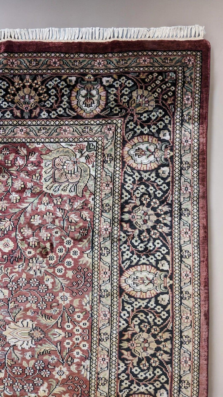 Reshamkari - Size: 9.6 x 5.11 - Imam Carpet Co