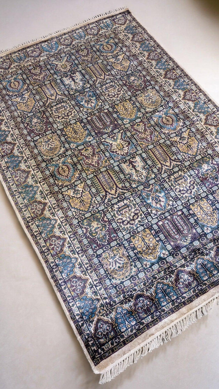 Reshmi - Size: 6 x 4 - Imam Carpet Co