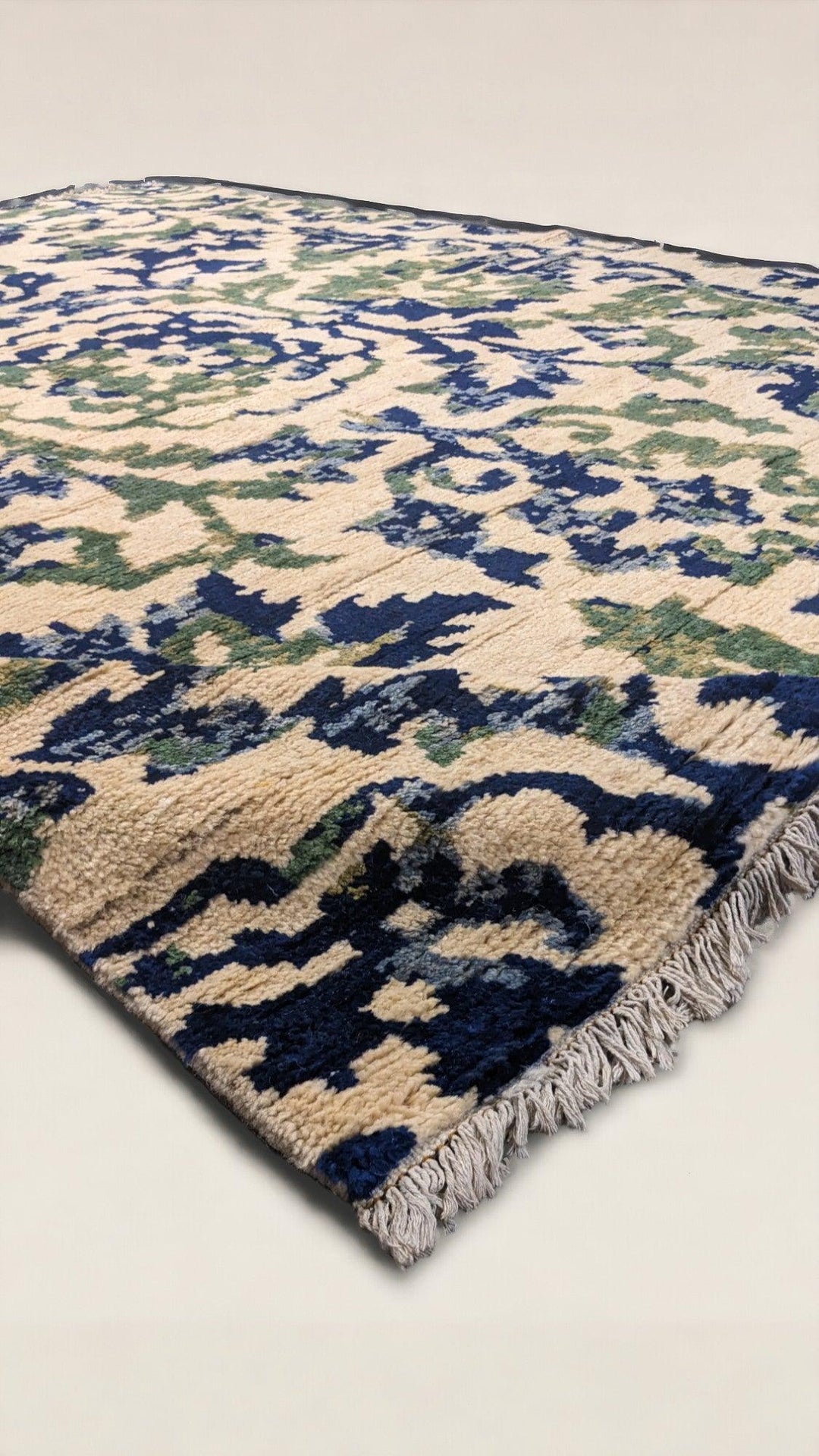 Velvety - Size: 10.1 x 8.1 - Imam Carpet Co