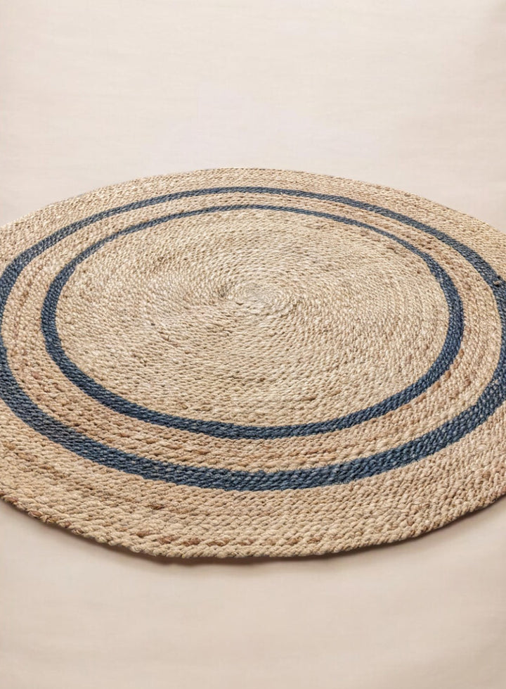 Braided Natural Jute Rug - Size: 5 x 5