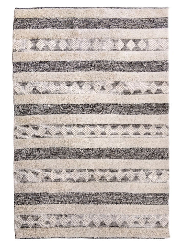 Moroccan Modern Rug - Size: 7.9 x 5.3