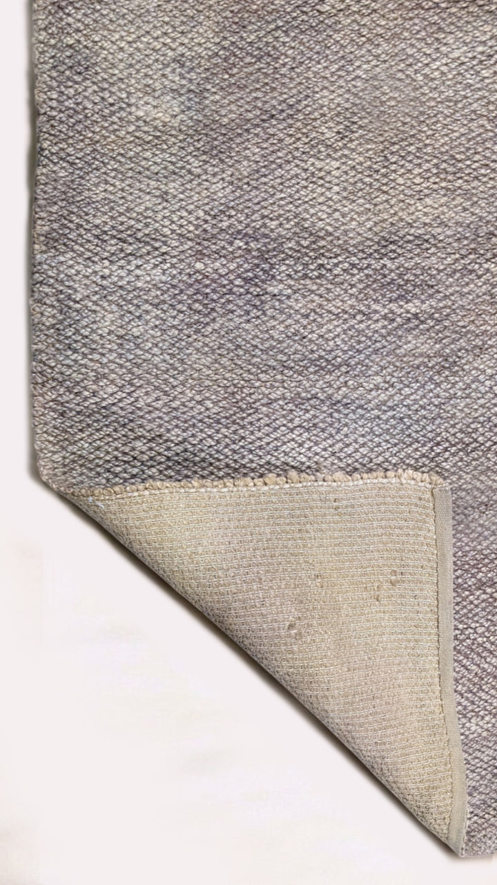 Braided Natural Jute Rug - Size: 7.2 x 5.4