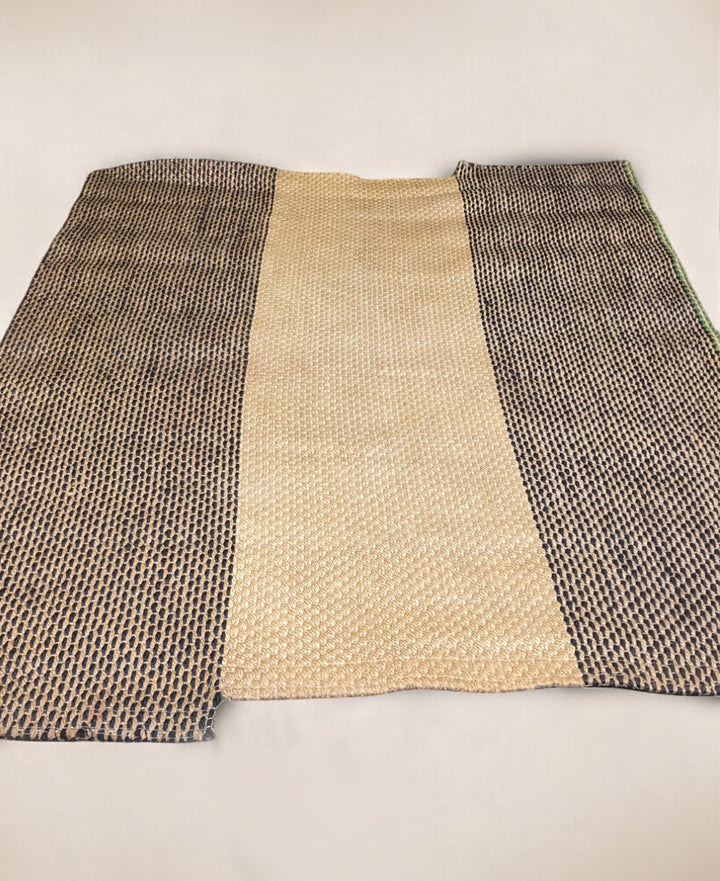 Braided Natural Jute Rug - Size: 6.8 x 5.7