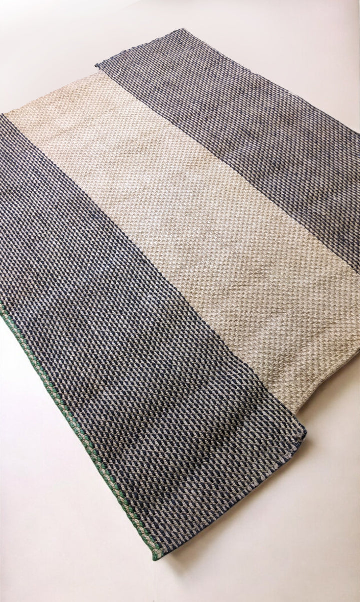 Braided Natural Jute Rug - Size: 6.8 x 5.7