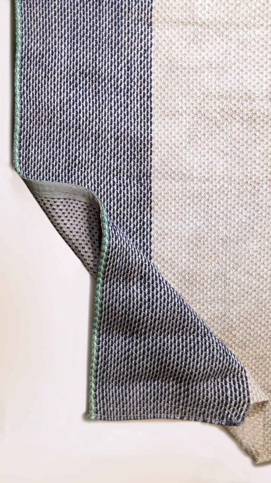 Braided Natural Jute Rug - Size: 6.8 x 5.7