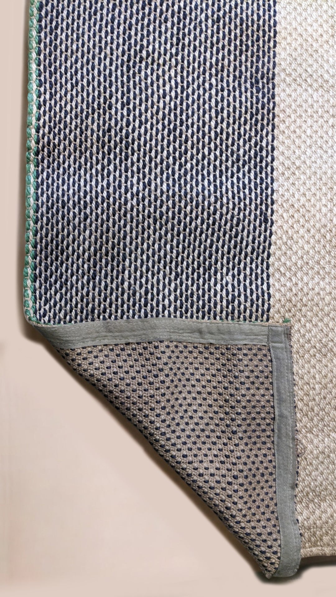 Braided Natural Jute Rug - Size: 6.8 x 5.7