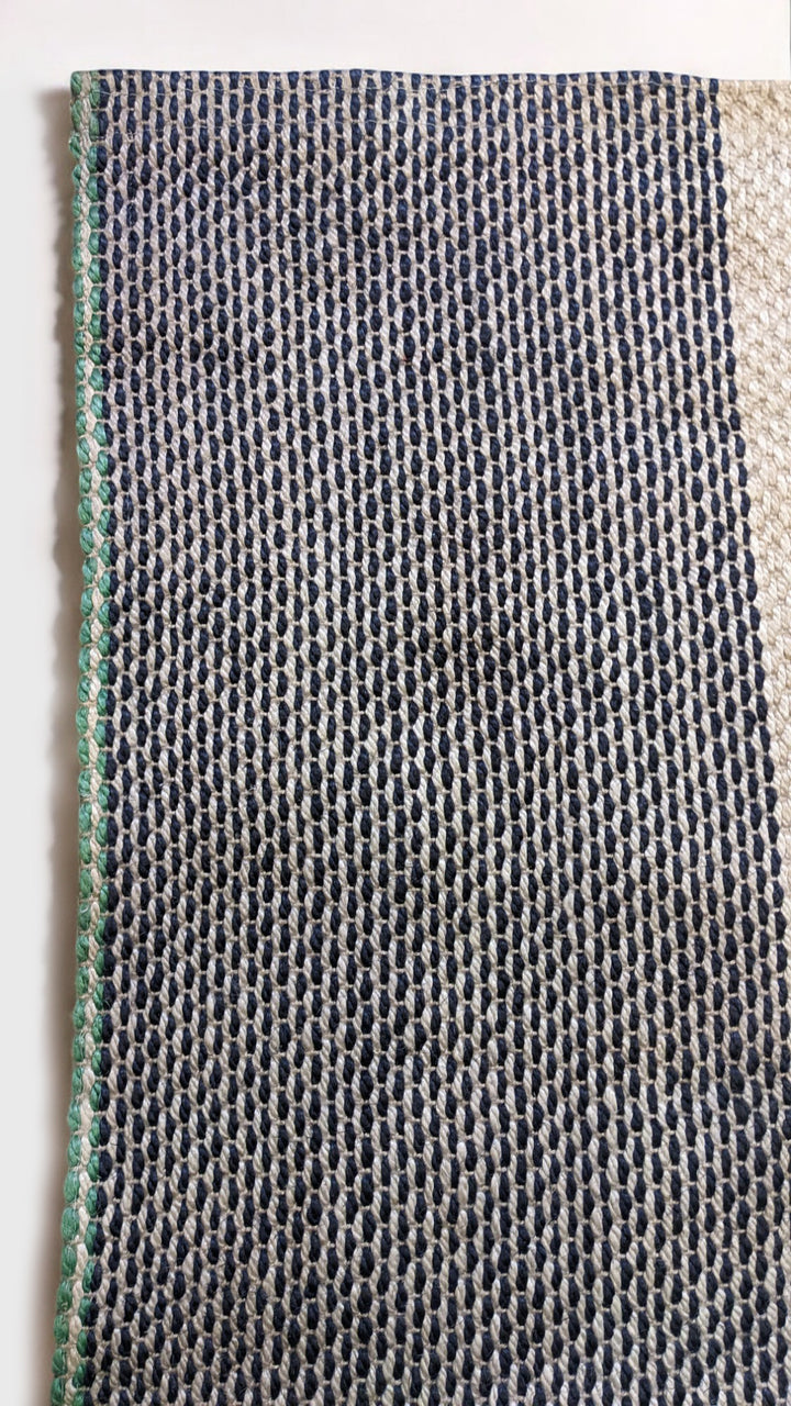 Braided Natural Jute Rug - Size: 6.8 x 5.7