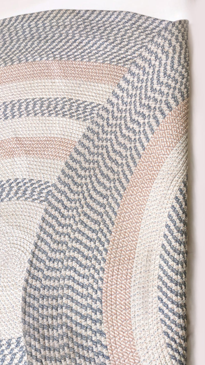 Braided Natural Jute Rug - Size: 8.5 x 8.5