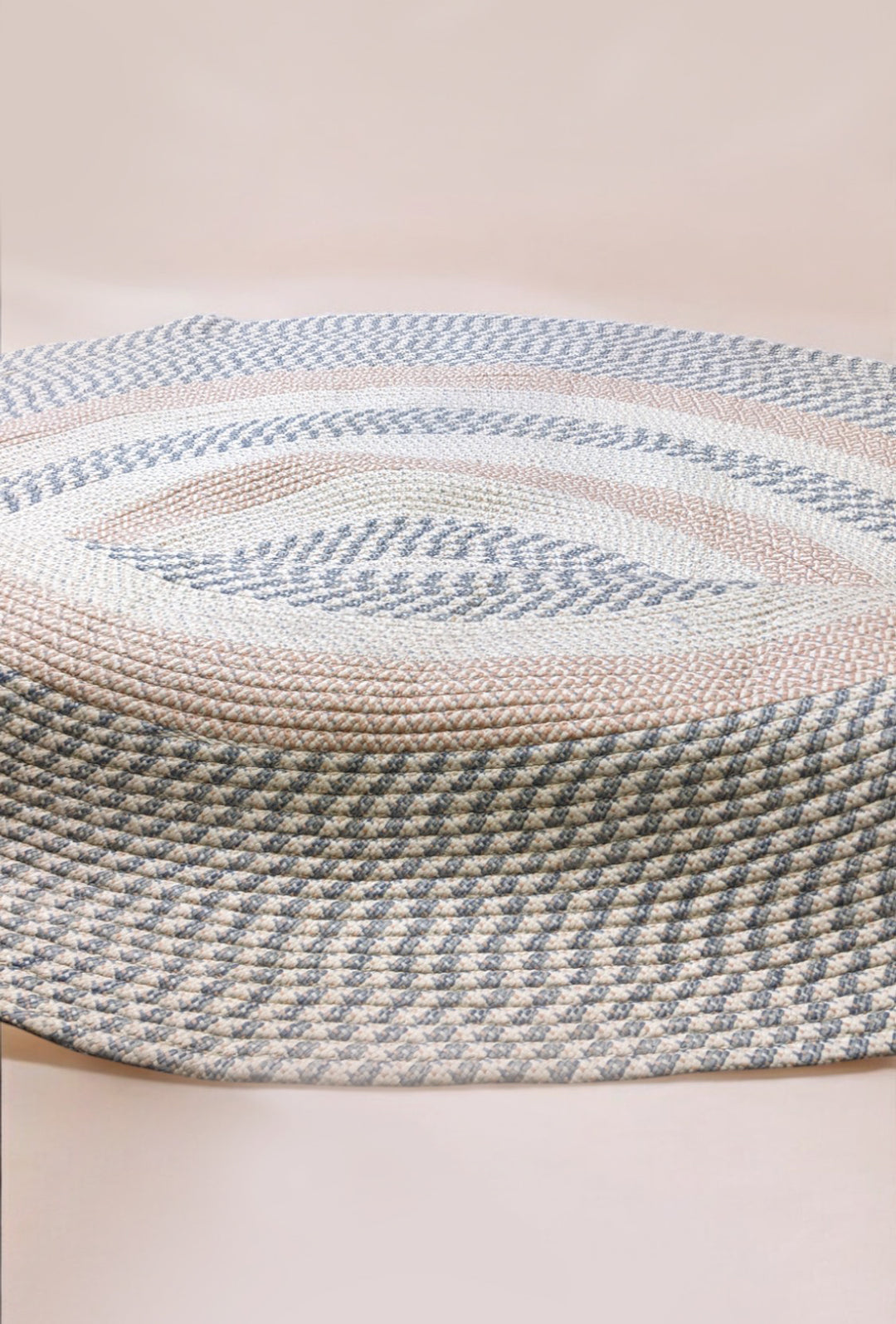 Braided Natural Jute Rug - Size: 8.5 x 8.5