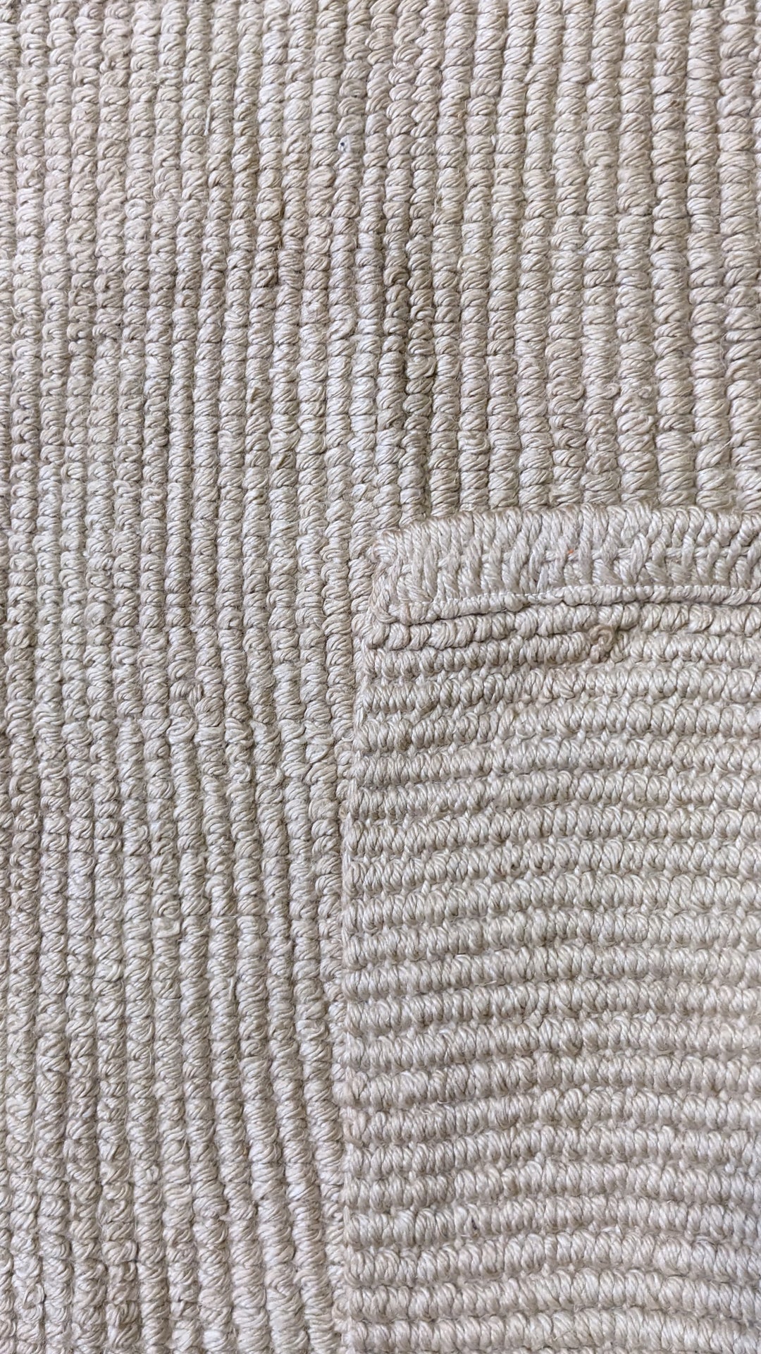 Loop Natural Jute Rug - Size: 5.2 x 3.10