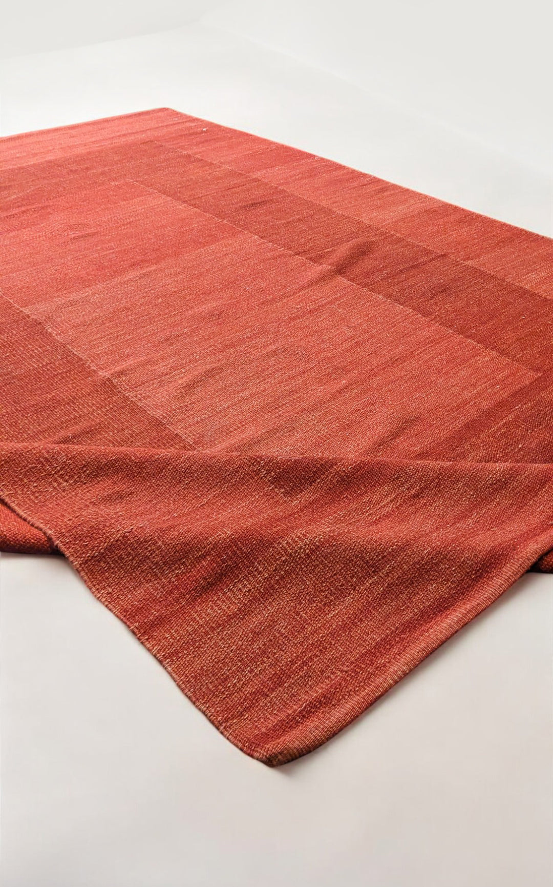 Modern Flatweave Rug - Size: 7.10 x 5.7