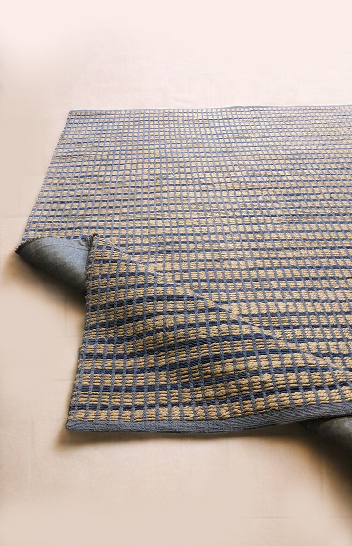 Loop Natural Jute Rug - Size: 8.9 x 6.9