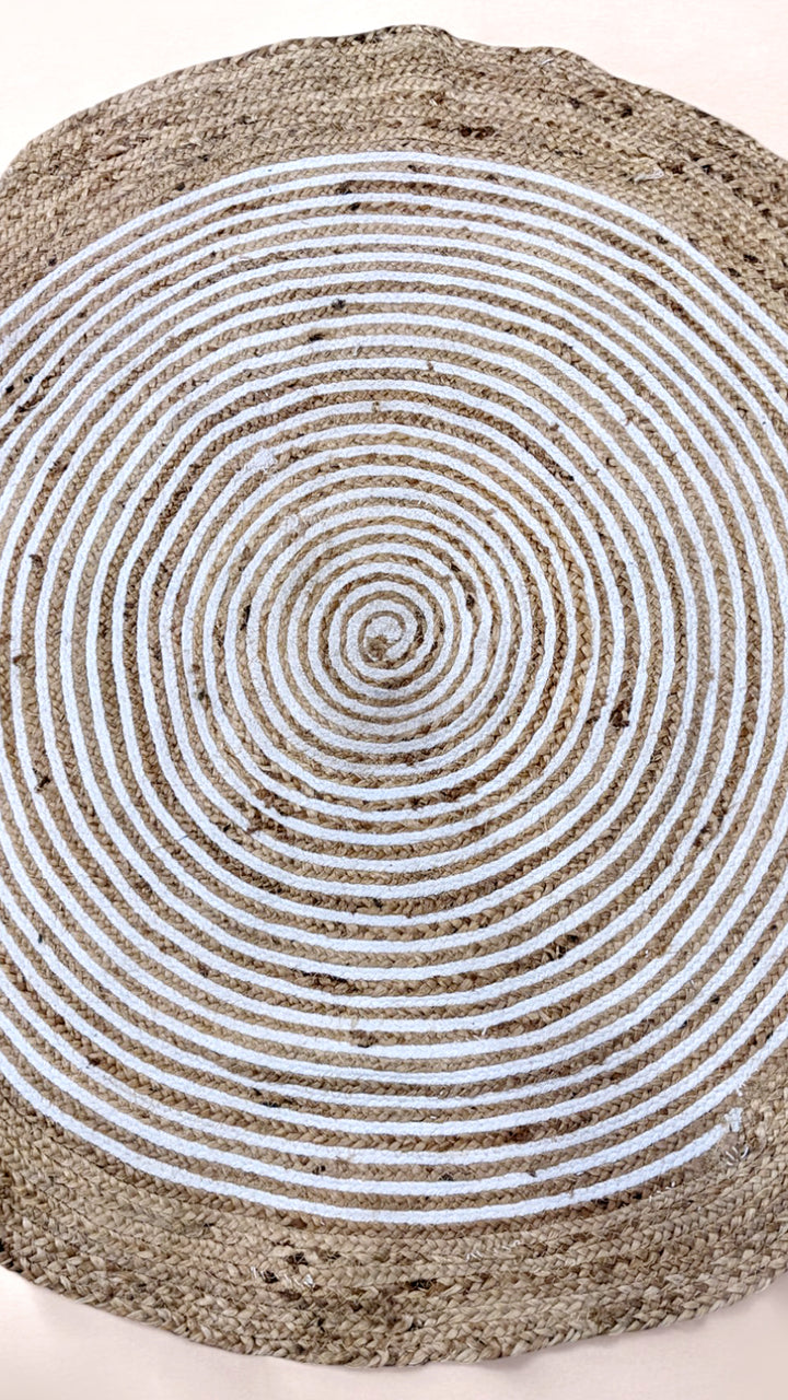 Braided Natural Jute Rug - Size: 3.10 x 3.10