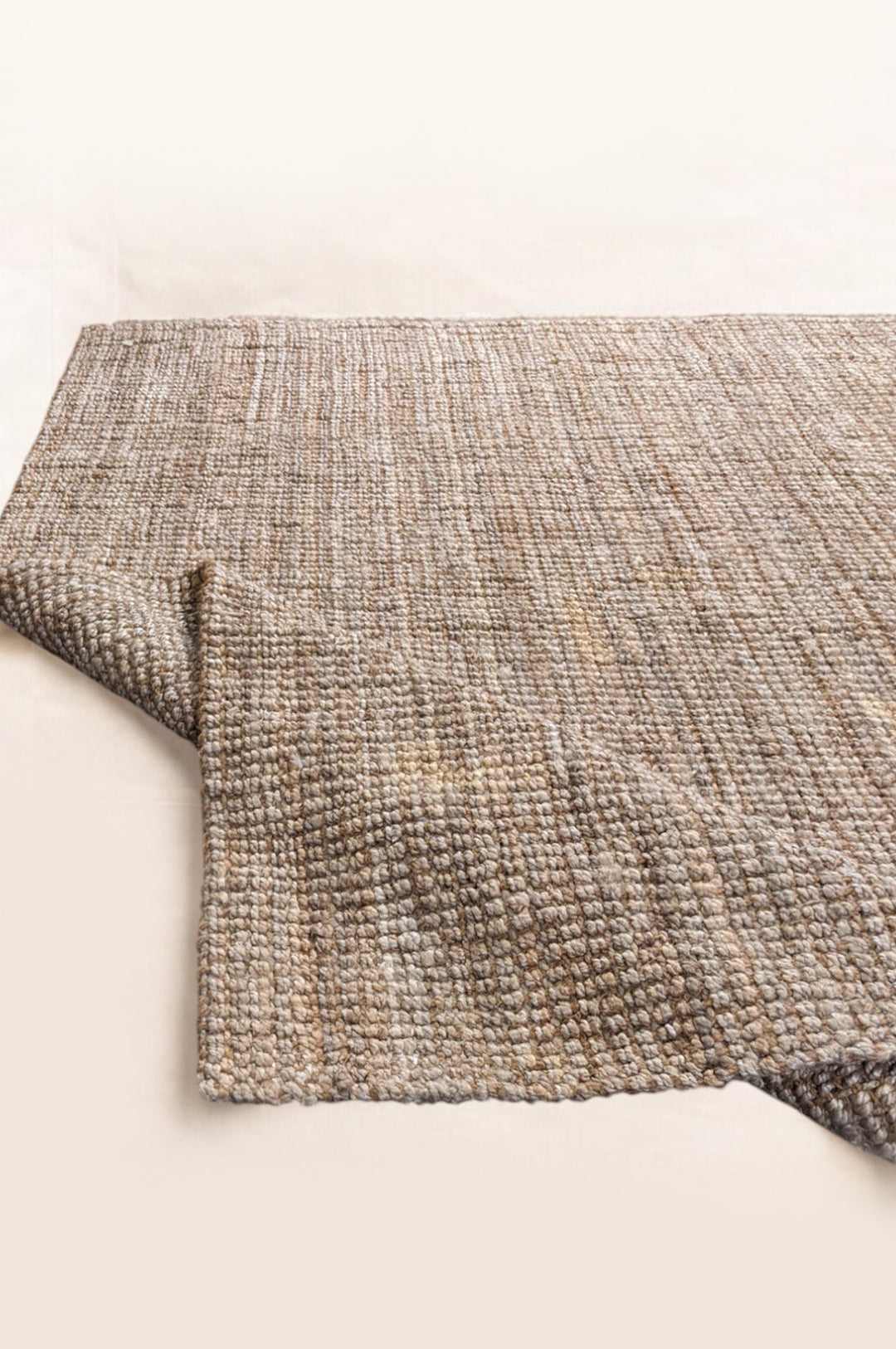 Chunky Natural Jute Rug - Size: 8.6 x 8.9