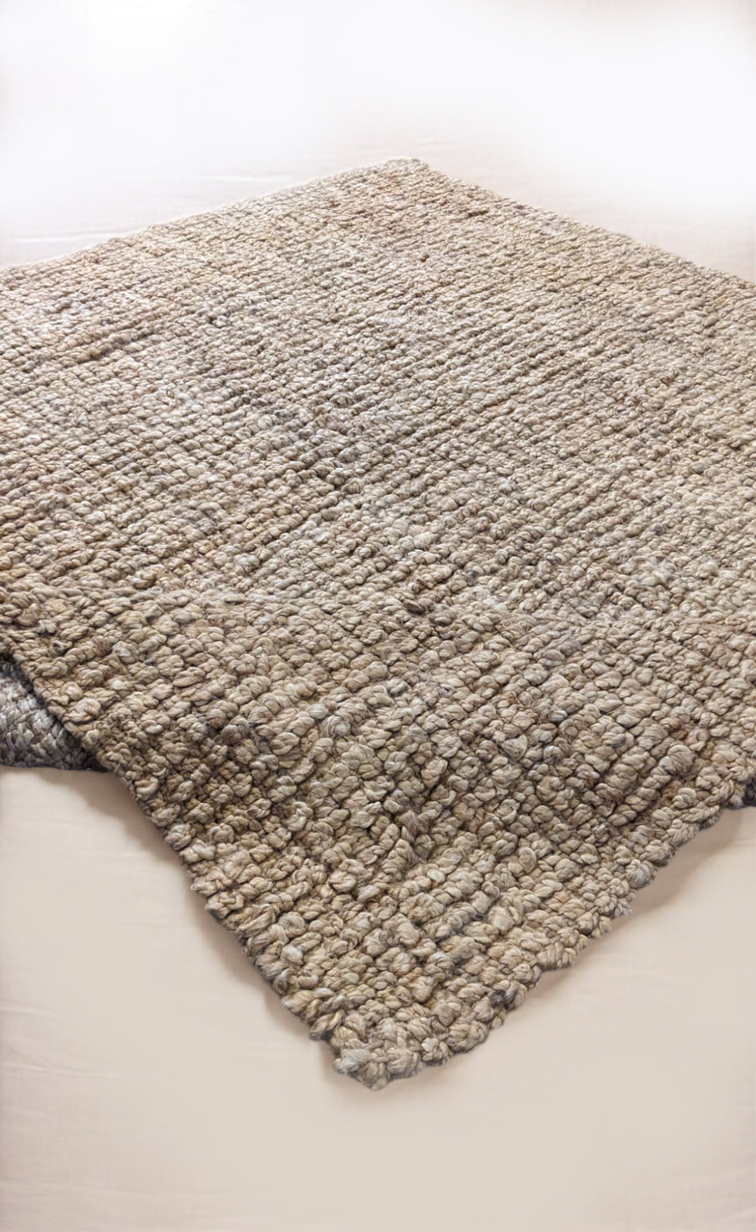 Chunky Natural Jute Rug - Size: 6.1 x 5.9
