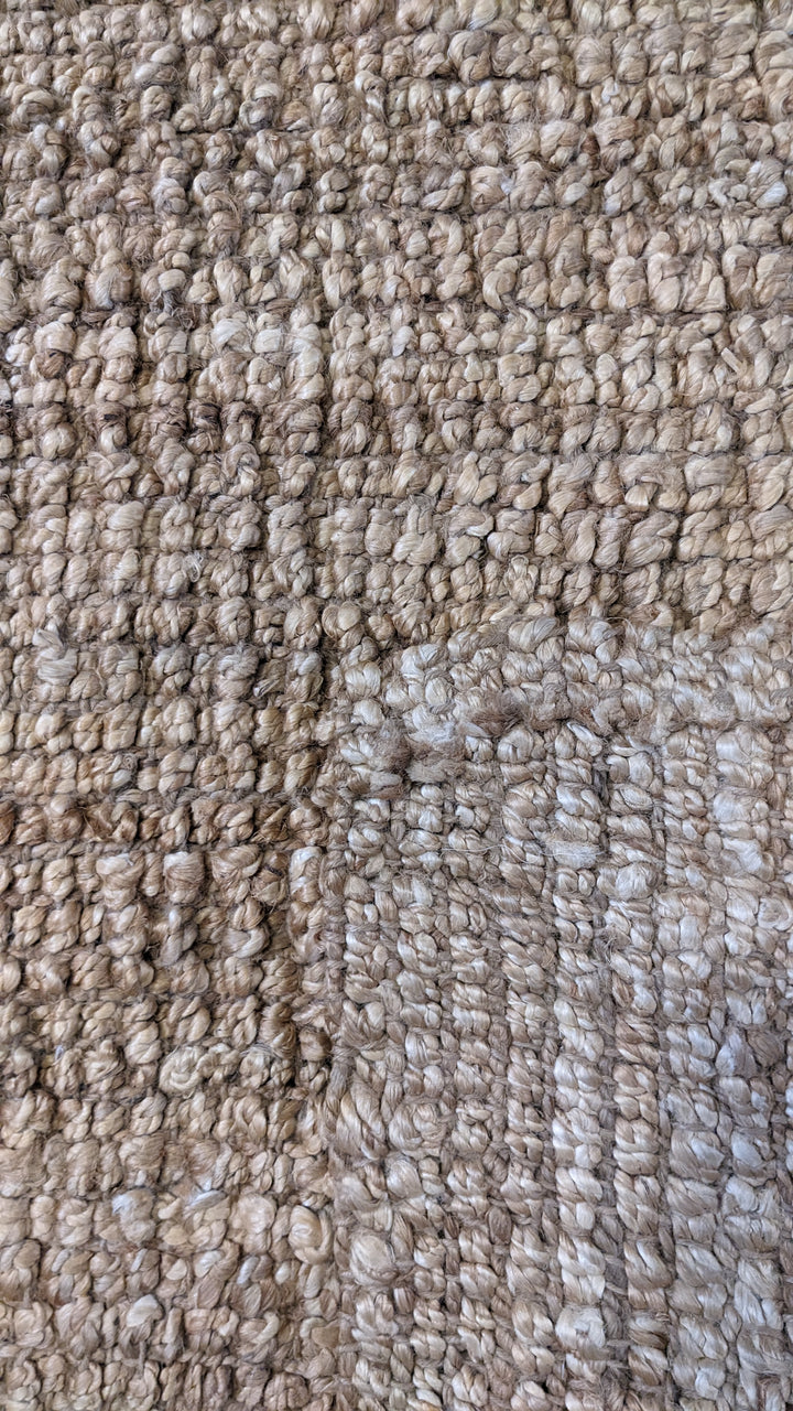 Chunky Natural Jute Rug - Size: 6.1 x 5.9