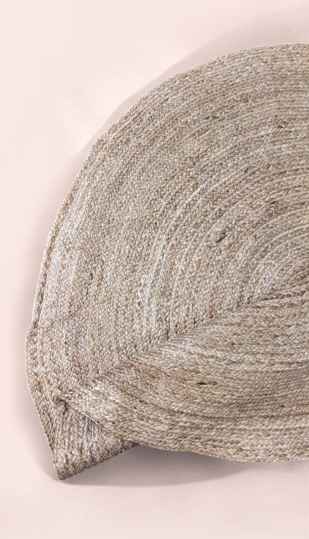 Braided Natural Jute Rug - Size: 4.5 x 4.5