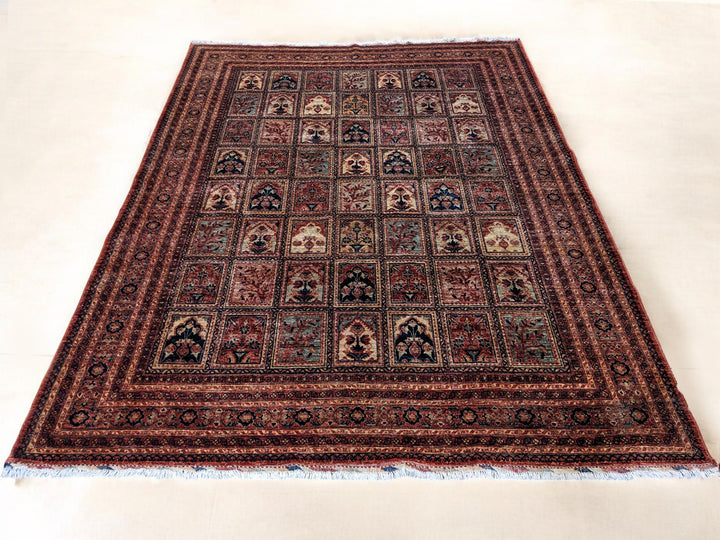 Tavien - Size: 10.4 x 7.10