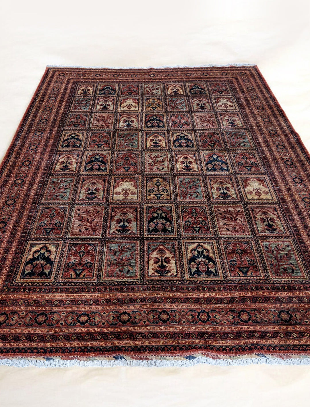 Tavien - Size: 10.4 x 7.10