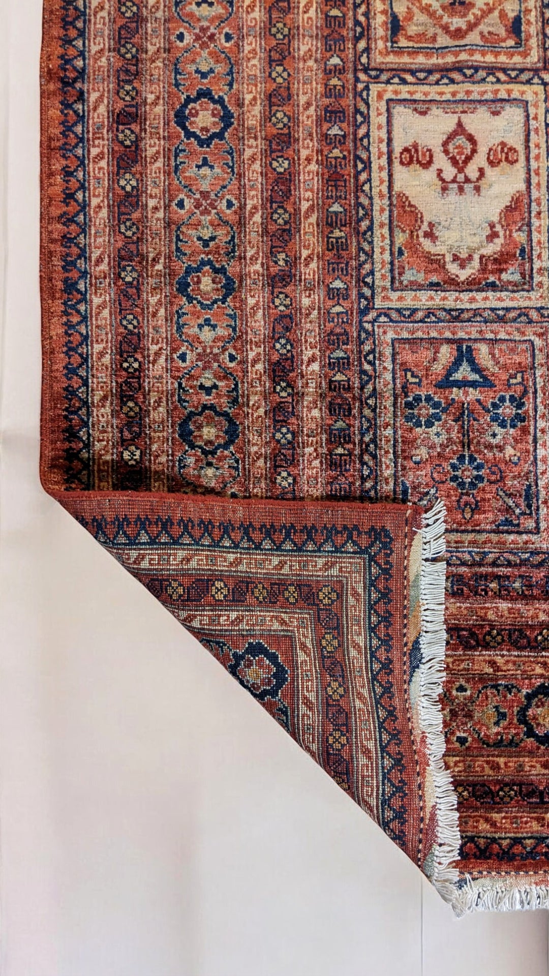 Tavien - Size: 10.4 x 7.10